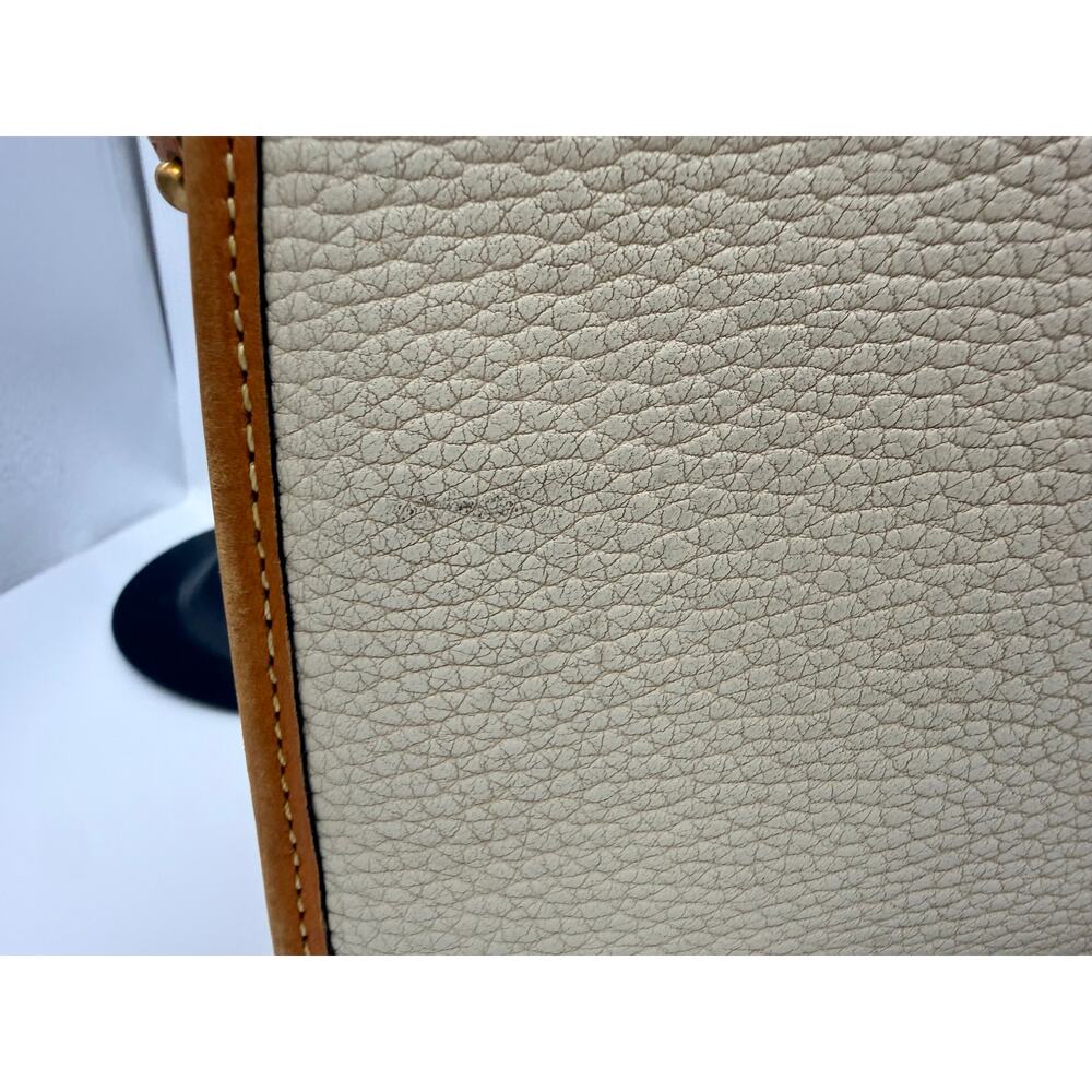 Authentic Vintage Dooney & Bourke All-Weather (AWL) Classic Medium Essex Bag - Picture 5 of 15